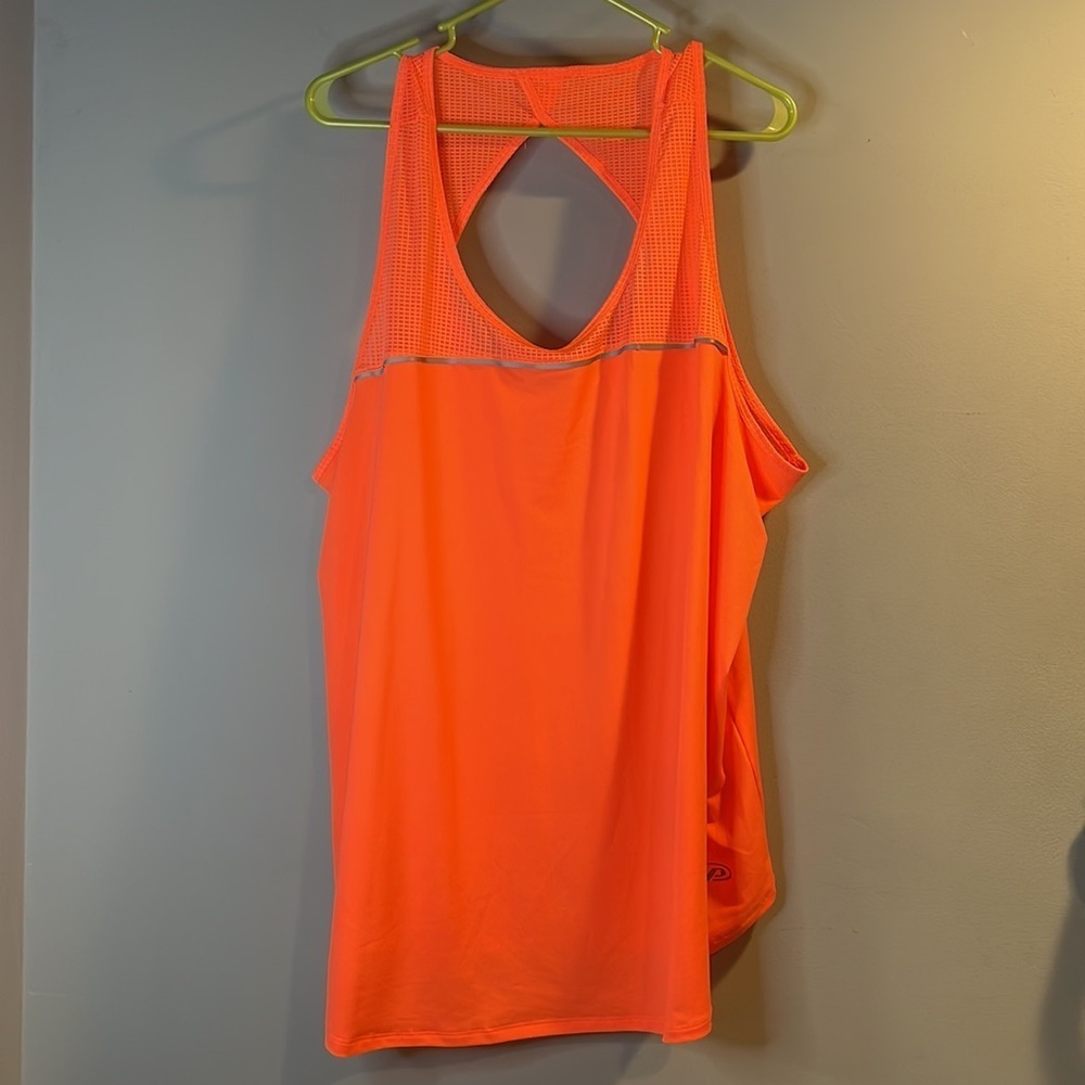 Neon orange workout tanktop - Picture 9 of 11